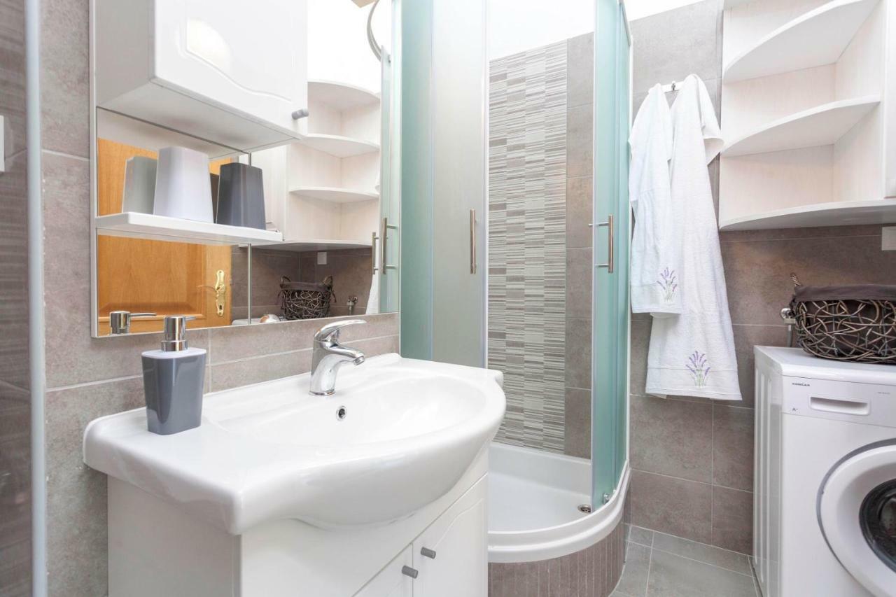 Holiday Home Lavanda Grubisic Tučepi Zewnętrze zdjęcie