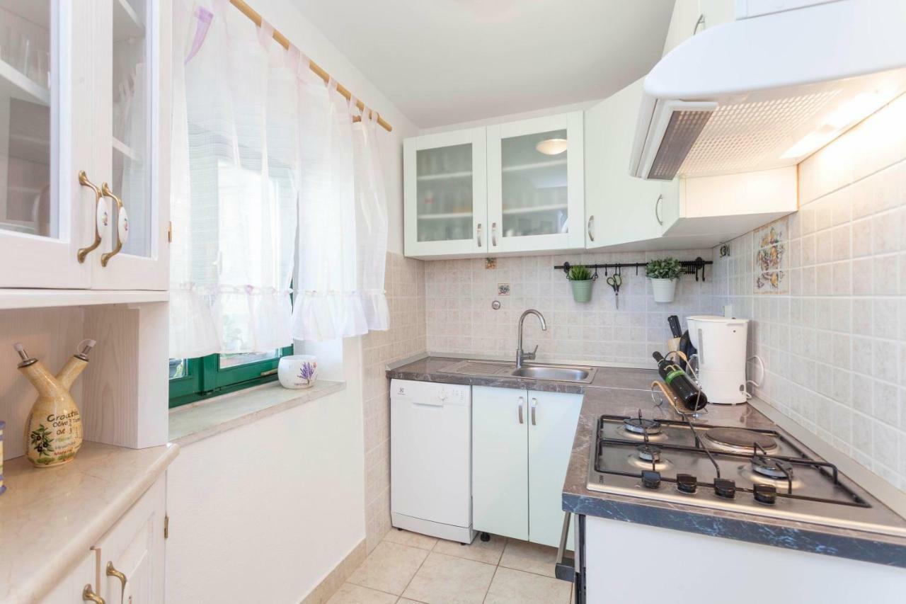 Holiday Home Lavanda Grubisic Tučepi Zewnętrze zdjęcie