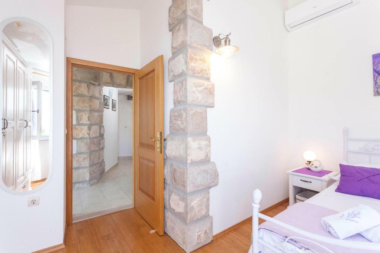 Holiday Home Lavanda Grubisic Tučepi Zewnętrze zdjęcie